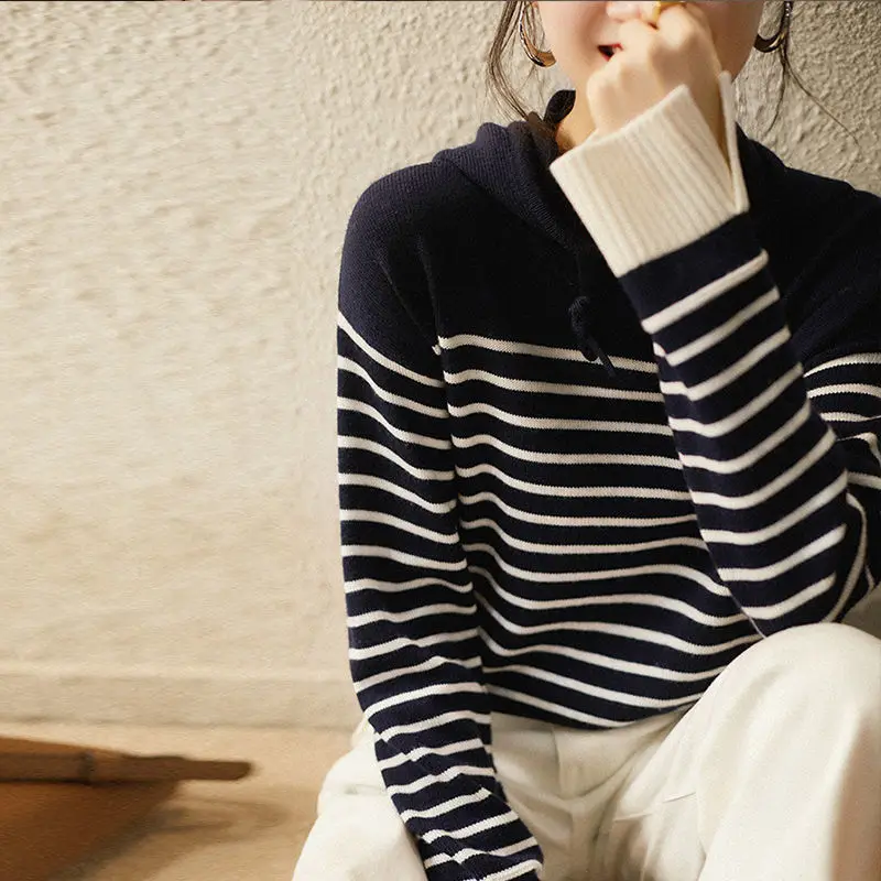 Winter Clothing Essentials For Women - Uzun Kollu Bol Kapüşonlu Sweatshirt Kadınlar