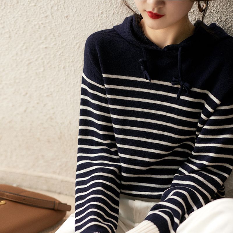 Uzun Kollu Bol Kapüşonlu Sweat - Winter Clothing Essentials For Women incelemesi ve fiyatı
